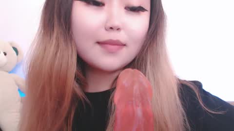 Snapshot of amelia_sunlight chatting on April 2026 04:57:02 PM Amelia online show from April 2026 04:57:02 PM