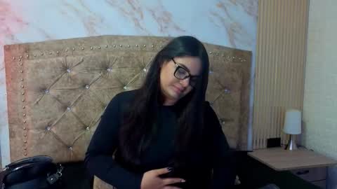 AMELIA CASTELL  online show from March 2026 03:15:01 PM