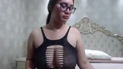Amelia online show from July 2026 11:22:01 PM