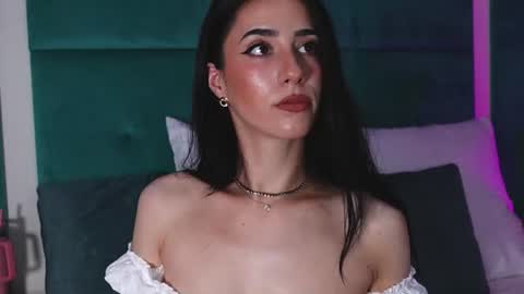 AmeliaJune online show from June 2026 09:25:02 PM