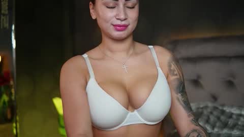  Amelia  online show from November 2025 09:11:01 PM