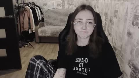 Amelia online show from December 2024 01:39:01 PM