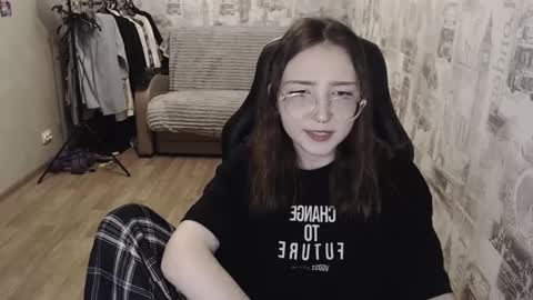 Amelia online show from December 2024 03:16:02 PM