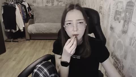 Amelia online show from January 2025 05:02:01 PM