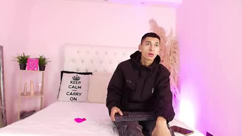 amelialoveace online show from November 2025 12:42:02 PM