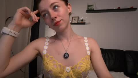 Snapshot of ameliamber0 chatting on April 2026 06:10:01 PM Amelia online show from April 2026 06:10:01 PM