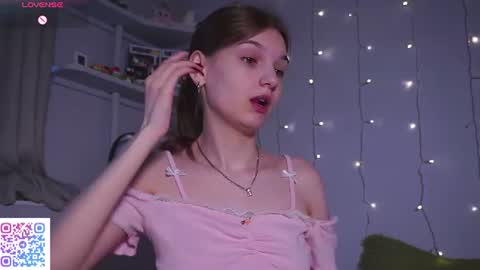 Snapshot of ameliami chatting on July 2026 07:44:01 AM Amelia online show from July 2026 07:44:01 AM