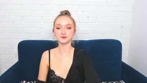 ameliawise online show from January 2025 11:54:02 AM