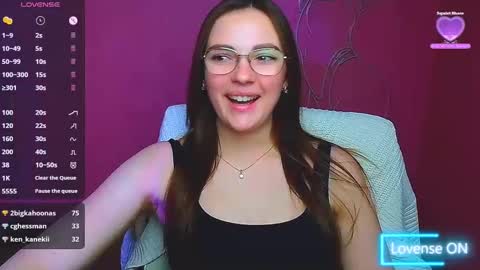 Snapshot of amelie_jackson_ chatting on December 2024 01:49:02 PM Amelie online show from December 2024 01:49:02 PM