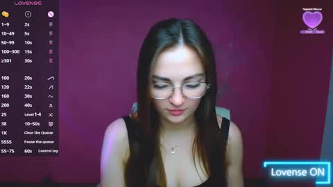 Snapshot of amelie_jackson_ chatting on December 2024 07:26:01 AM Amelie online show from December 2024 07:26:01 AM