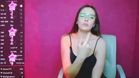 Snapshot of amelie_jackson_ chatting on January 2025 03:53:01 AM Amelie online show from January 2025 03:53:01 AM