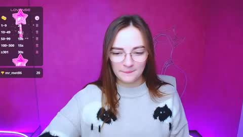 Snapshot of amelie_jackson_ chatting on January 2025 06:28:01 AM Amelie online show from January 2025 06:28:01 AM