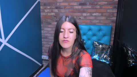 A M E L I E online show from December 2024 07:38:02 PM