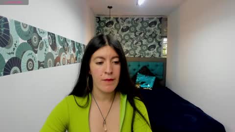 A M E L I E online show from January 2025 03:16:01 PM