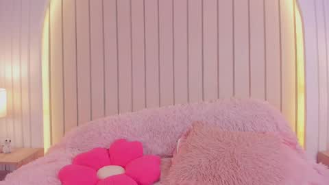 Amelia online show from October 2025 12:17:02 AM