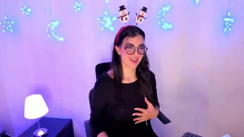 Snapshot of ameliie_saenz chatting on December 2024 08:18:02 PM Ameli online show from December 2024 08:18:02 PM