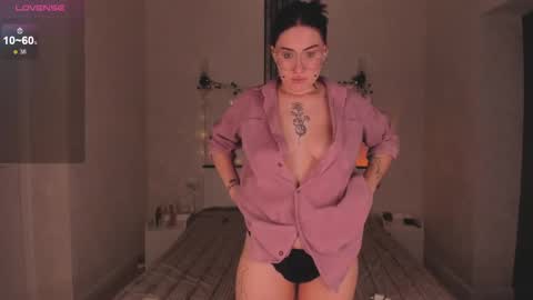 Snapshot of ameliya_sun chatting on February 2025 12:37:01 PM Aylin online show from February 2025 12:37:01 PM