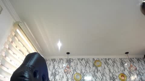 Snapshot of amell_thomson chatting on January 2025 05:38:02 PM Amell Thomson online show from January 2025 05:38:02 PM