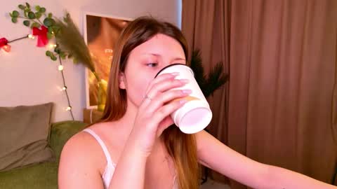 amelliablossom online show from March 2026 06:41:02 AM