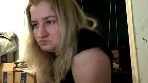 amely12 online show from January 2025 03:43:01 PM