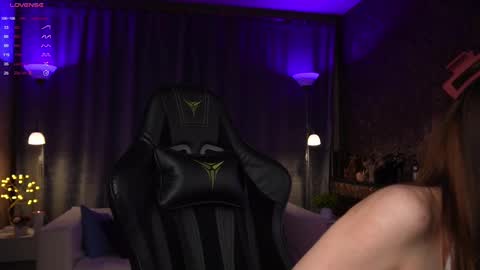 Amy  online show from March 2025 03:28:02 AM