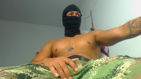 Snapshot of american_challenges chatting on November 2025 10:39:02 AM miguel online show from November 2025 10:39:02 AM