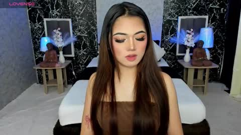 Claire online show from September 2025 07:18:02 AM