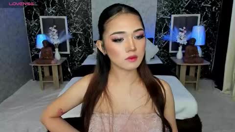 Claire online show from September 2025 03:02:01 PM