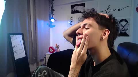 Snapshot of amethystshadow chatting on March 2026 08:34:02 PM amethystshadow online show from March 2026 08:34:02 PM