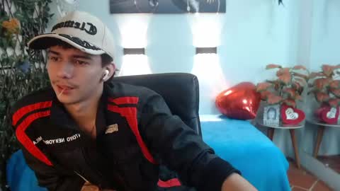 Snapshot of amethystshadow chatting on April 2026 09:30:01 PM amethystshadow online show from April 2026 09:30:01 PM