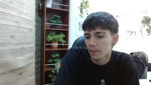 Snapshot of amethystshadow chatting on April 2026 04:14:02 AM amethystshadow online show from April 2026 04:14:02 AM