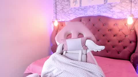 Snapshot of ametrix_ chatting on January 2025 01:00:01 AM online show from January 2025 01:00:01 AM