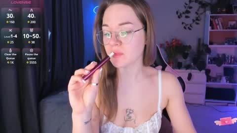 Hi-hi I am Kate welcome to my sexy room online show from February 2025 11:36:01 AM