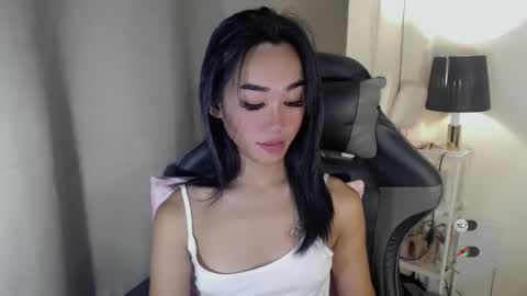 JOANNA online show from November 2025 10:30:02 PM