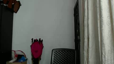 ami_rosee online show from December 2024 07:20:01 AM