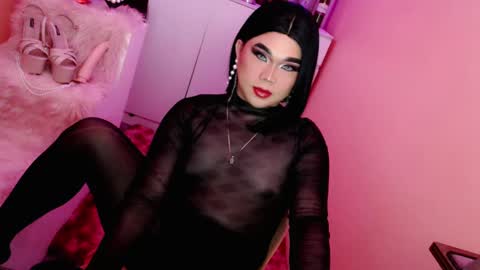 Queen Mireska online show from February 2025 02:16:02 PM