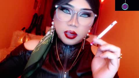 Snapshot of amiadoll chatting on March 2026 04:24:02 PM Queen Mireska online show from March 2026 04:24:02 PM