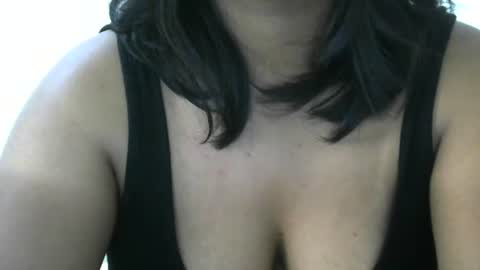 amichouu online show from November 2025 09:54:02 AM