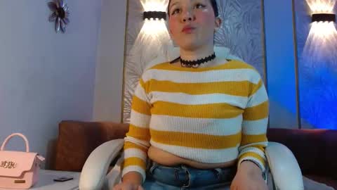 Amie  online show from September 2025 12:18:01 PM