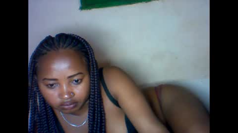 Snapshot of amielle_01 chatting on April 2026 07:41:01 PM amielle_01 online show from April 2026 07:41:01 PM