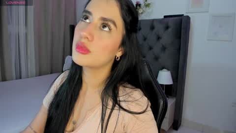 Snapshot of amiirra_ chatting on April 2026 01:30:01 AM Amira sweet online show from April 2026 01:30:01 AM