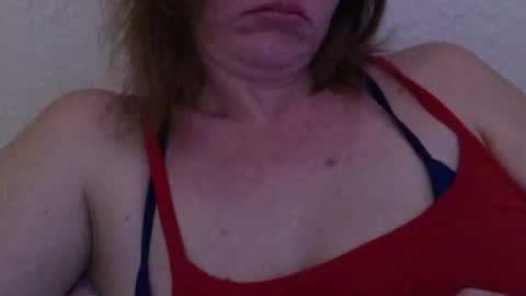 Snapshot of amileamariestar chatting on December 2024 06:34:01 AM amileamariestar online show from December 2024 06:34:01 AM