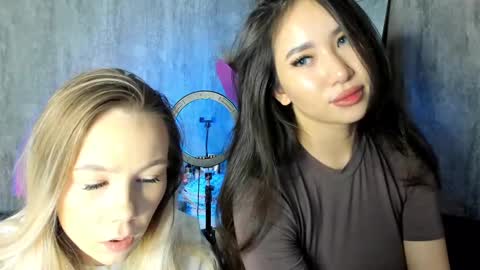 Amina online show from February 2025 02:06:02 PM