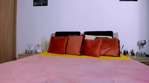 Arinna online show from October 2025 09:00:01 AM