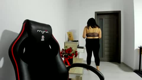 Amiraisa online show from February 2025 01:52:02 AM