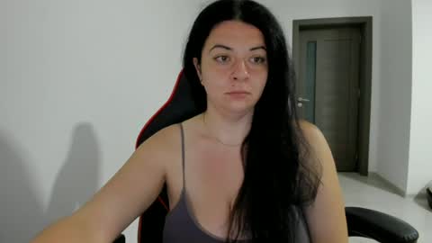 Snapshot of amiraisa chatting on June 2026 01:30:02 AM Amiraisa online show from June 2026 01:30:02 AM