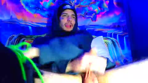 Snapshot of amiri_sweater chatting on December 2025 11:15:02 AM amiri_sweater online show from December 2025 11:15:02 AM