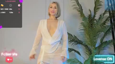 Snapshot of amiwong chatting on February 2025 06:10:02 AM amiwong online show from February 2025 06:10:02 AM
