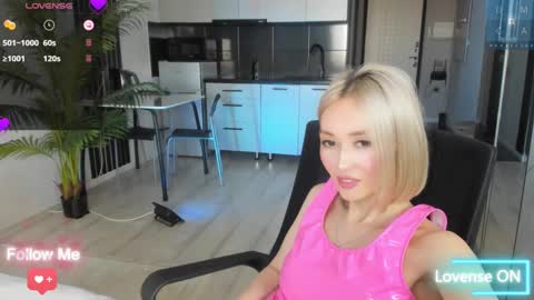 Snapshot of amiwong chatting on March 2025 05:53:01 AM amiwong online show from March 2025 05:53:01 AM