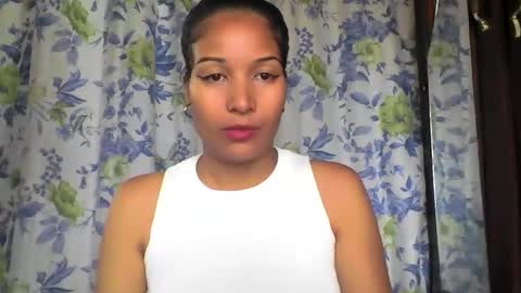 Snapshot of amlysxcreative chatting on April 2026 10:57:02 AM AmlysXCreative online show from April 2026 10:57:02 AM